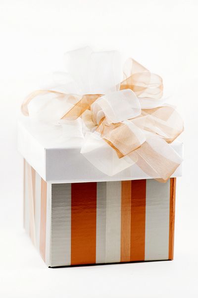 File:Baby gifts for girls 3592.jpg